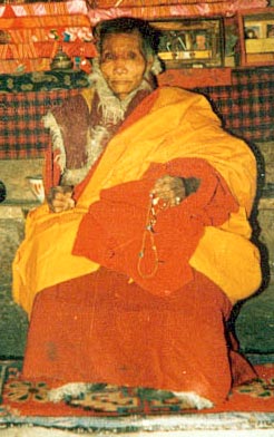 Khenchen Rigsal Dorje Sitting